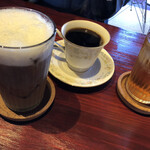 心晴 - アイスカフェオレ　　450円　私
      ブレンド　40０円　鈴
      アールグレイアイスティー　40０円　若