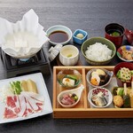 季節釜めし 花小梅 - メイン写真: