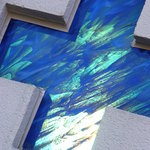 鞘ヶ谷ガーデン アグラス カフェ - 教会の窓