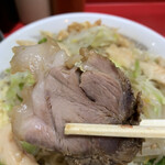 ラーメン二郎 - 豚