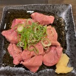 たこ焼とほるもん酒場ゑえやん - 