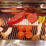 フィレ肉専門店 にくぞう - 煙が出ません！！