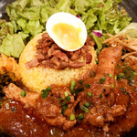 SPICY CURRY 魯珈 - 宮崎県産鶏手羽元の和出汁カレー