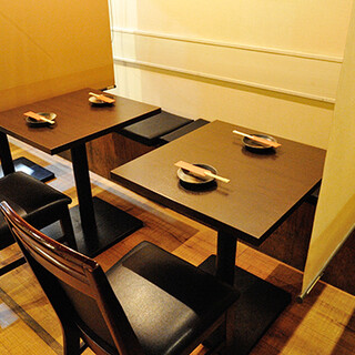 We will prepare semi-private rooms depending on the number of guests.