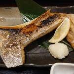 Sakana To Sake Hanatare - 