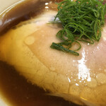 ラーメン屋 トイ・ボックス - ガリシア栗豚チャーシュー