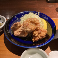 赤坂うまや - 麓鶏の唐揚げ。