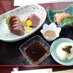 金藤 - カツオ刺定　1,000円