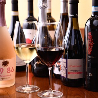 We also have a wide selection of wines lined up in the cellar, as well as Italian alcohol and coffee.
