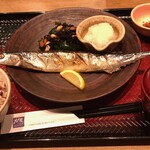 Ootoya - 生サンマの炭火焼定食