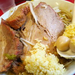 ラーメン二郎 - ラーメン小＋ニンニク多め＋ショウガ半分