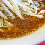 ラーメン二郎 - スープ