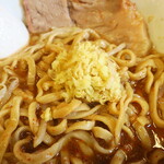 ラーメン二郎 - ここでショウガ混合～♪
