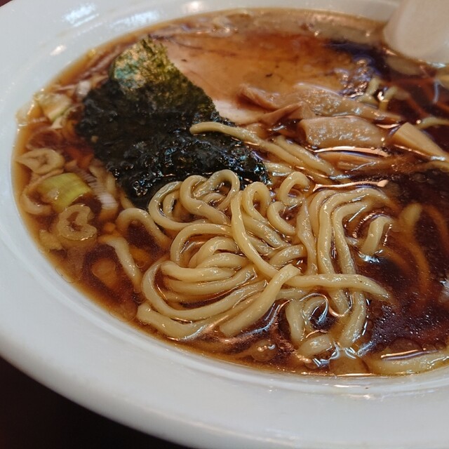 ラーメン中本 新宿御苑前 ラーメン 食べログ
