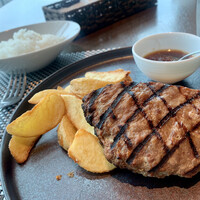 Prime42 steakhouse & sky bar - 