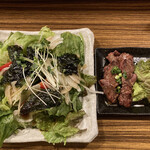 串よし - チョレギサラダとレバーにんにくしょうゆ