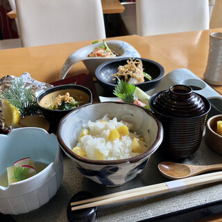 岡崎市でおすすめの美味しい創作料理をご紹介 食べログ 岡崎市でおすすめの美味しい創作料理をご紹介 食べログ