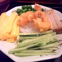 味の中華 羽衣 銀座本店 - 涼麺の具.JPG