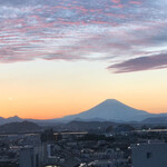 快飛 - ラスカ屋上から眺める富士山