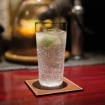 バー トラディション - ジントニック