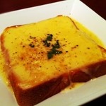 pitchouli Tei  - アンチョビチーズトースト