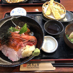 Hamaa Ryo WA Dining - 海鮮丼