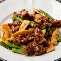 牛肉のオイスターソース炒め