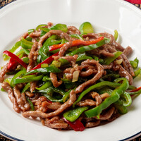 牛肉とピーマンの細切り炒め