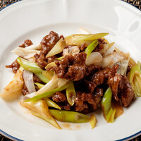 牛肉と長葱炒め