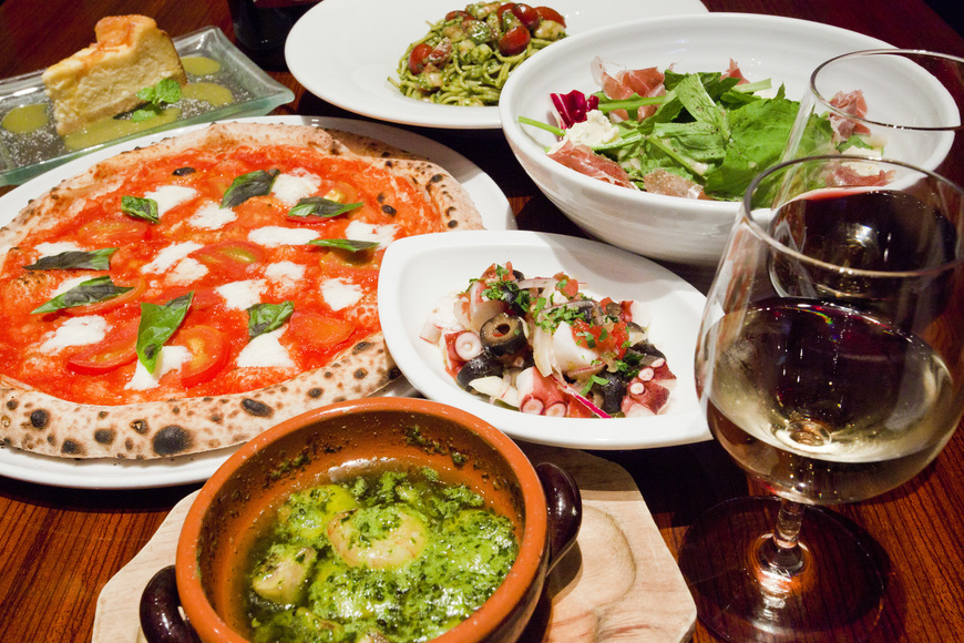 THE RIGOLETTO OCEAN CLUB