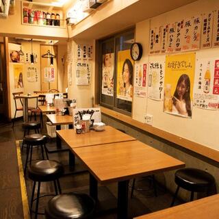 A drink after work is definitely a popular bar♪