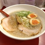 ミサト - 塩味玉（800円）濃いめ、硬め