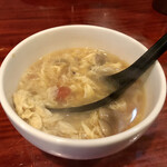 大衆中遊華食堂 八戒 - スープついてるよー