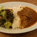 ラジ・カフェ・アパートメント - チキンカレーランチセット