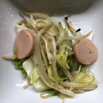 居喰処 光 - 2020/10/23
      本日の日替り 鳥唐三色丼 500円