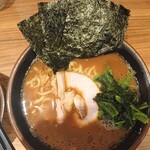 輝道家 - ラーメン750円