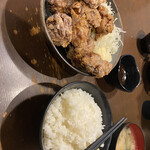 伝説のすた丼屋 - 