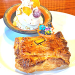 谷町六丁目 道勝cafe - パンプキン＆アップルパイ