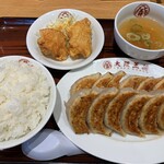 Oosaka Oushou - 餃子定食962円