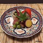 御料理 寺沢 - 新銀杏素揚､鴨ﾛｰｽ､蛸桜煮､松茸と野蜀葵､丸十蜜煮､太刀魚焼､ﾎﾛﾎﾛ鳥 白ﾚﾊﾞｰ味噌漬､無花果