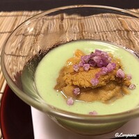 御料理 寺沢 - 滋養卵の玉締めに夏豆摺流しに生海胆