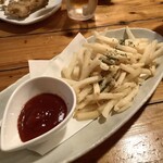 活海酒 - フライドポテト 380円