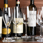 Various glass wines