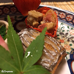 御料理 寺沢 - 酸漿の中にﾎﾛﾎﾛ鳥 白ﾚﾊﾞｰ味噌漬