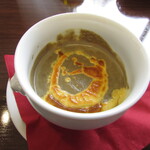 レストラン センカ - ピュイ産レンズ豆とクリームソースのジェルミニ(グラタンスープ)