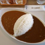 函館カレー エクスプレス - 「あいがけカレー」1320円（写真はライス大盛110円＋ルー2種大盛220円）