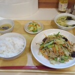 中国料理　八角 - 肉野菜炒め定食