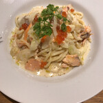 ワインとお料理 ことり - 浅草開化楼低加水パスタフレスカによる鮭と栗のクリームパスタ