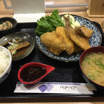 Gunjou - 魚フライ定食