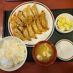Miyoshino - ジャンボ定食(810円)です。